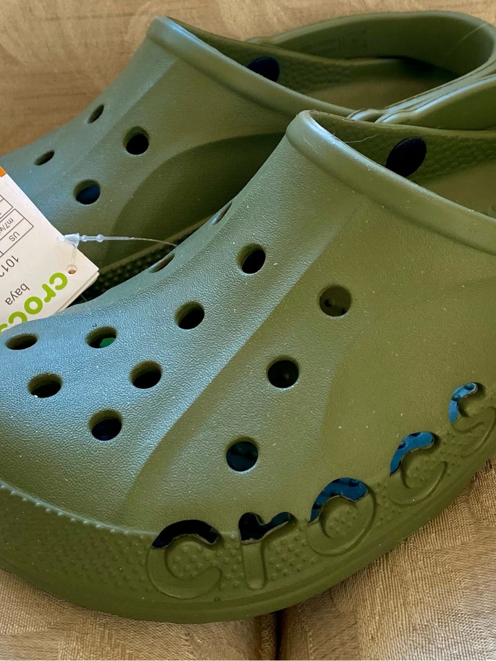ARMY GREEN “BAYA” CROCS (SZ 9 Women~7 Men) NEW WITH TAGS